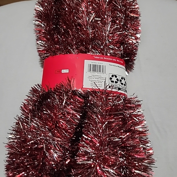 Holiday Time Tinsel Garland 15 FT - Picture 2 of 2